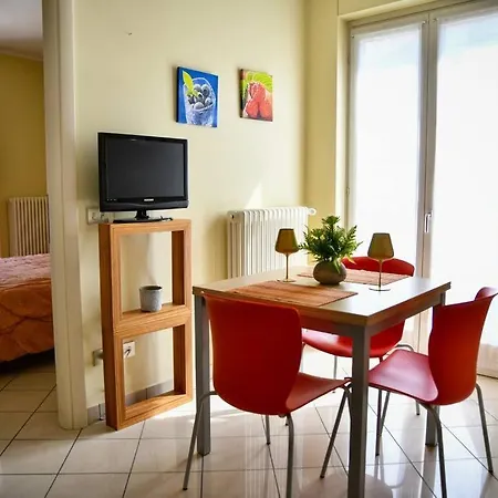 In Love Sunrise: Apt In Centro Alba  Exterior foto
