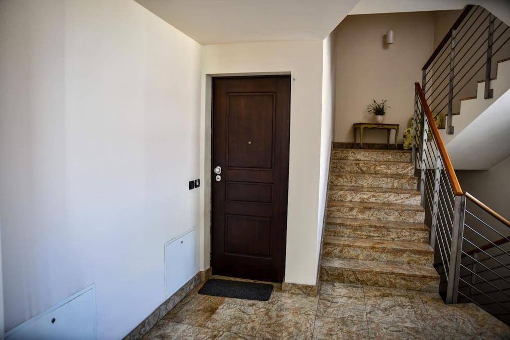 Apartment In Sunrise: In Centro